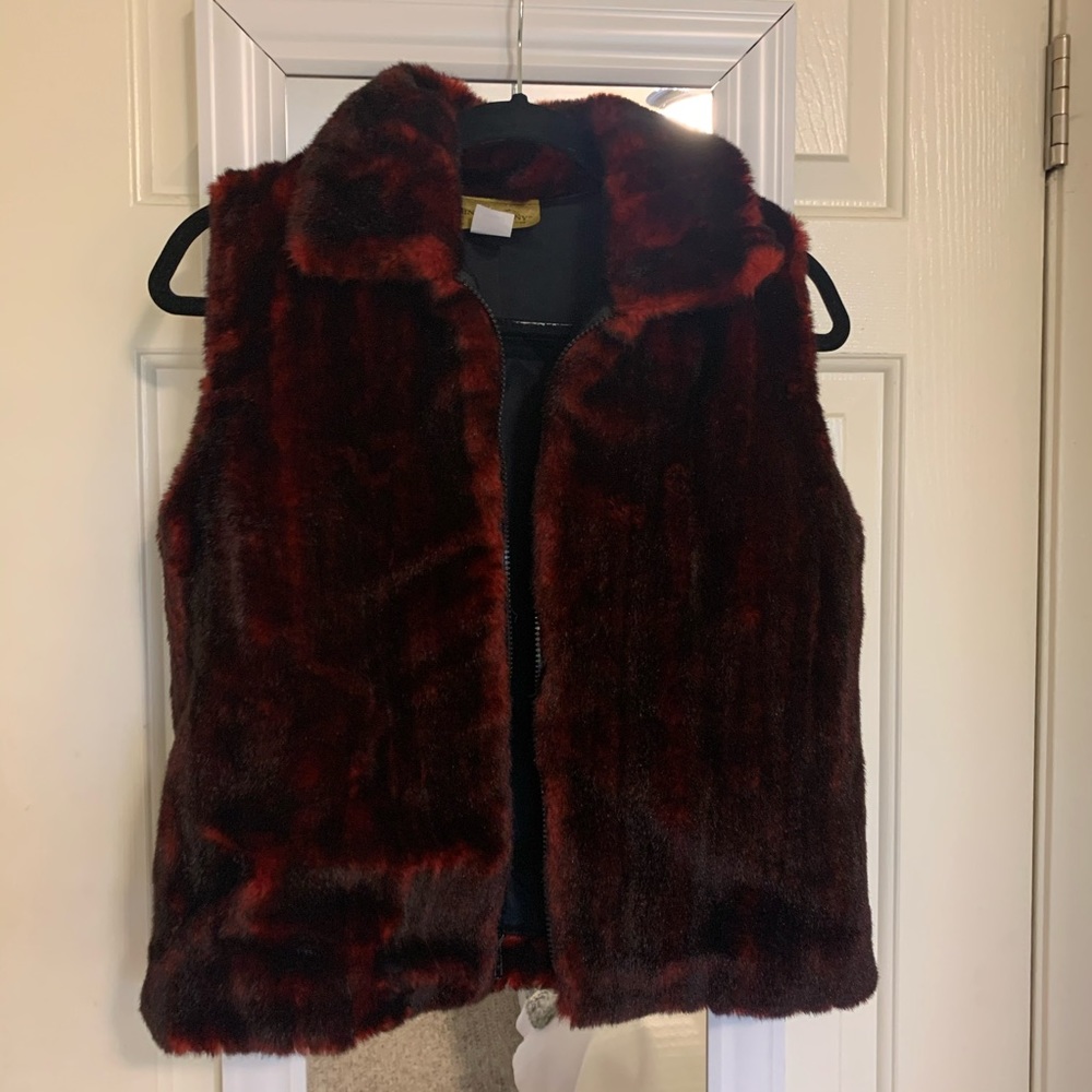 Fur vest